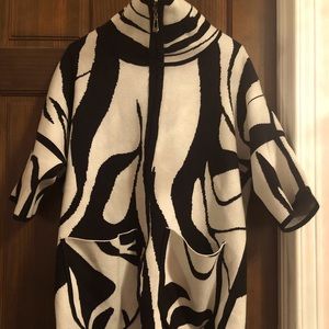 Poncho zebra print sweater medium